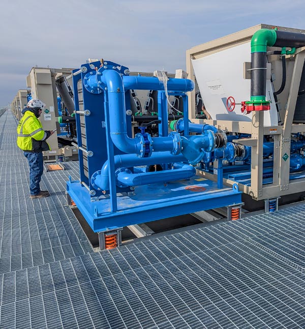 Chillers And Dry Coolers For Data Centers